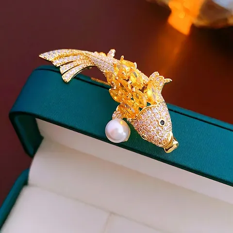Eleganter Koi Fisch Brosche Pin Vergoldetes Kupfer Mit Gelbem Zirkon Und Weißer Imitationsperle Vintage Schmuck Für Damen