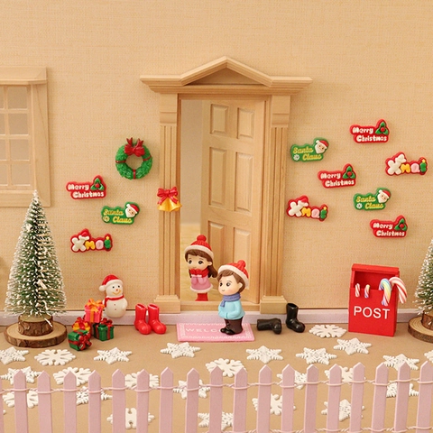 Miniatur Weihnachten Puppenhaus Dekoration Harz Holz Kunststoff Mini Weihnachtsbaum Roter Briefkasten Stiefel Schneeflocke Ornament