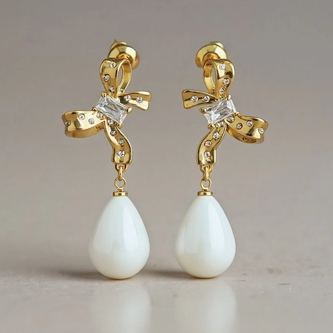 Retro Strik Druppel Oorbellen Koper Met Ingelegde Zirconia Strass Elegante Mode Sieraden Voor Dames