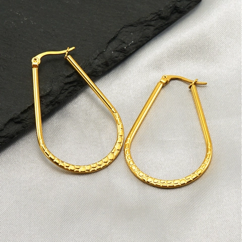 Boucles D'oreilles Créoles Ovales En Acier Inoxydable Plaqué Or 18K Texturé Motif Nid D'abeille Géométrique Pour Femmes