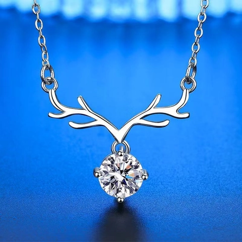 Collier Pendentif Bois de Cerf de Style Coréen pour Femmes Cuivre Plaqué Argent Strass Rond Bijoux de Mode Animale Élégante