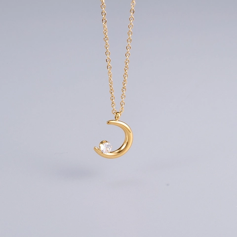 Minimalistisch Titaniumstaal Maan Hanger Halsketting Voor Dames 18K Verguld Zirconia Ingelegd Halve Maan Choker Sieraden Cadeau