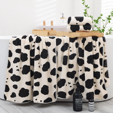 Serviette De Bain Et Serviette De Visage Imprimé Vache Polaire Corail Douce Épaissie Absorbante Salle De Bain Maison Cadeau