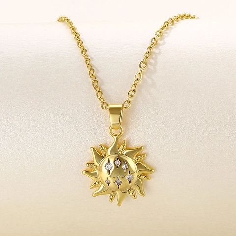 Collana Con Pendente Totem Sole Acciaio Inossidabile Con Zircone Placcato Oro Stile Ins Gioielli Minimalisti Da Donna