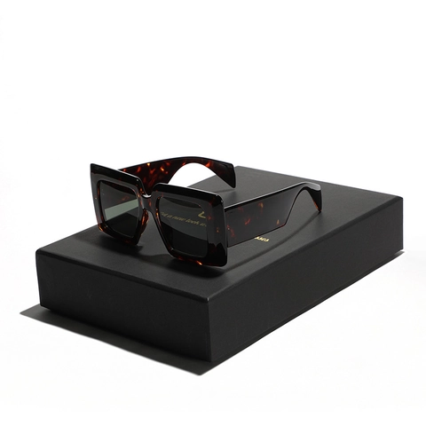 Gafas De Sol Cuadradas Retro Montura Grande Protección UV400 Montura PC Lente AC Moda Vintage Para Mujeres Y Hombres