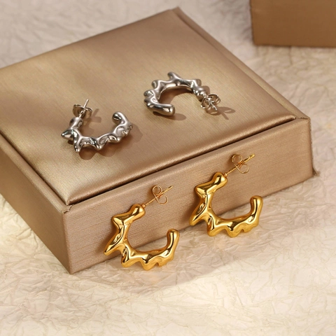 Orecchini A Forma Di C Irregolari Acciaio Inossidabile Placcato Oro 18K Texture Lava Metallo Liquido Chic Gioielli Per Donna