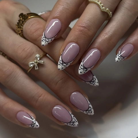 Faux Ongles Français Forme Amande Base Rose Bouts Blancs Nœud Papillon Design Pois Couverture Complète Ongles Artificiels