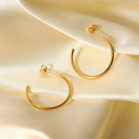 18K Gold Plated Stainless Steel C Shape Hoop Earrings For Women Minimalist Geometric INS Style Delicate Piercing Stud Earrings Fashion Jewelry