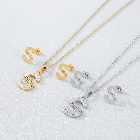 Gioielli In Acciaio Inossidabile Lettera S Smile Inciso Strass Incastonato Collana E Orecchini A Lobo Moda Regalo Donna