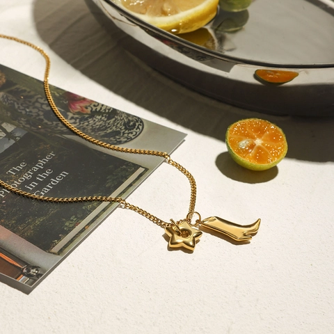 Collana Con Ciondolo A Forma Di Stivale Da Cowboy E Stella Acciaio Inossidabile Placcato Oro 18K Per Donne