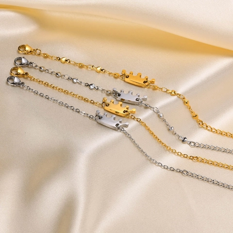 Minimalist Crown Pendant Bracelet Stainless Steel Heart Shaped Link Adjustable Jewelry For Women Girls Fashion Accessory
