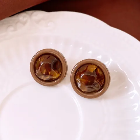 Vintage Round Stud Earrings With Amber Resin Tortoiseshell Pattern And 925 Sterling Silver Earring Post For Women