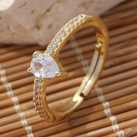 Verstellbarer Vergoldeter Kupferring Wassertropfen Quadrat Zirkonia Mikro Pave Schmuck Für Frauen