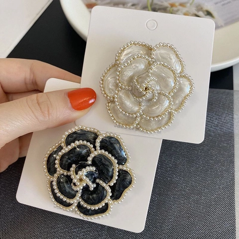 Spilla Fiore Di Camelia Lega Smalto Con Imitazione Perla Artificial Strass Vintage Elegante Spilla Da Giacca Per Donna Accessorio