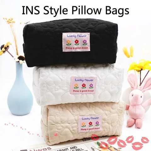 Quilted Heart Pattern Pencil Case Large Capacity Makeup Storage Bag Polyester Cute Flower Label Zipper Pouch Students