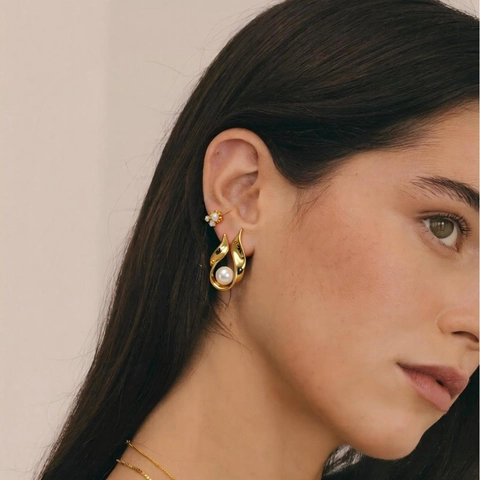 Pendientes De Perlas Artificiales Retro Franceses Acero Inoxidable 304 Chapado En Oro PVD Diseño De Llama Retorcida Elegantes Joyería Mujer