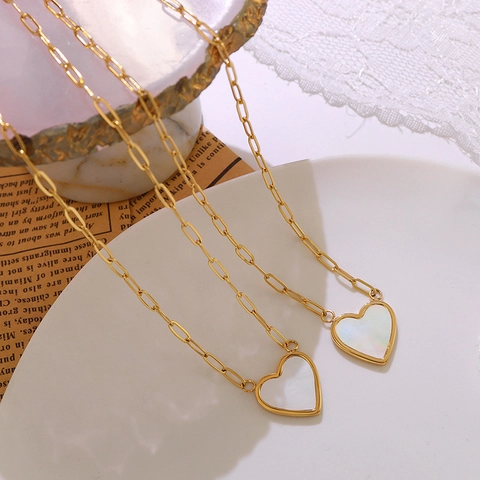 Collar Con Colgante De Corazón Acero De Titanio Chapado En Oro 18K Incrustación Nácar Blanco Cadena De Clip Para Mujer Elegante