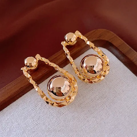 Pendientes De Cobre Con Marco Ondulado Geométrico Irregular Con Esferas Pulidas Y Poste De Pendiente De Plata Vintage Para Mujer