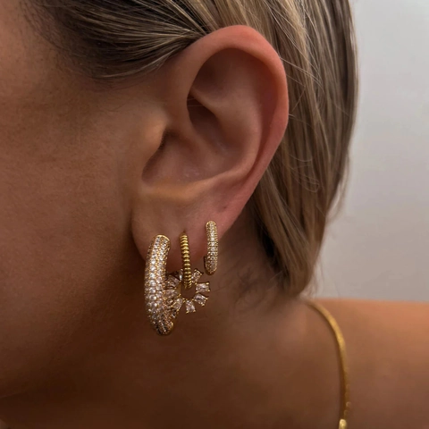 Boucles D'oreilles Créoles Plaqué Or 18 Carats Acier Inoxydable Zircone Cubique Pavé Bijoux De Mode Pour Femmes
