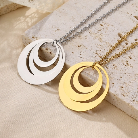 Collana con Pendente a Tre Anelli Intrecciati in Acciaio Inossidabile Minimalista per Uomo Donna Unisex Catena a O Gioielli