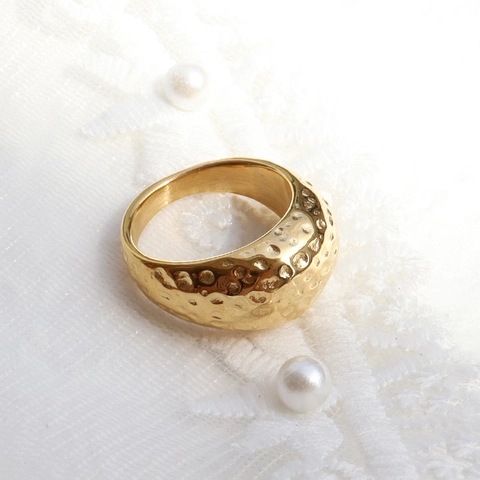 Hammered Texture Stainless Steel Ring Gold Plated Wide Band Minimalist Vintage Style Jewelry For Women