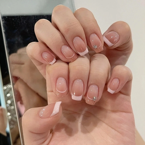 Faux Ongles French Tip Décor Strass Dégradé Nude Bords Blancs DIY Manucure Nouveauté Pour Femmes