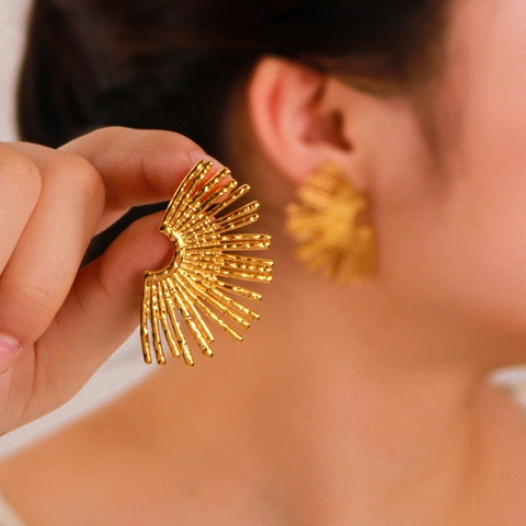 Fan Shaped Stud Earrings 18K Gold Plated Stainless Steel Radial Line Hammered Texture Retro Exaggerated Style For Women