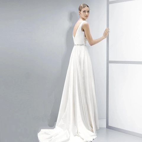 Ivory White Satin Wedding Dress V-Neck Sleeveless Backless A-Line Floor Length Bridal Gown With Sweep Train