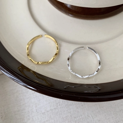 Anillo Abierto De Onda Minimalista Plata De Ley 925 Ajustable Textura Martillada Irregular Geométrica
