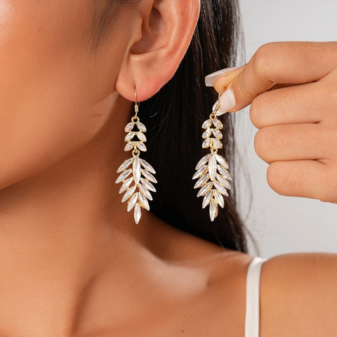 Leaf Drop Earrings With Silver Earring Post Alloy Rhinestone Elegant Marquise Crystal Dangle Jewelry For Women
