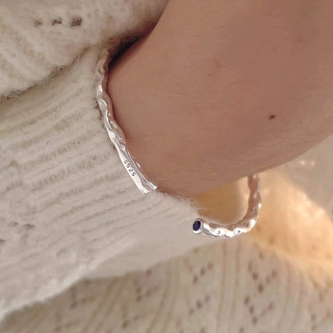 Bracciale Rigido In Argento Sterling 925 Con Trama Martellata Irregolare Pietra Blu Gioielli Minimalisti Aperti