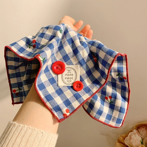 Scrunchie Oversize Elastico Capelli Tessuto Quadretti Blu Con Ricamo Ciliegia Bottoni Rossi Stile Dolce Retrò Donne