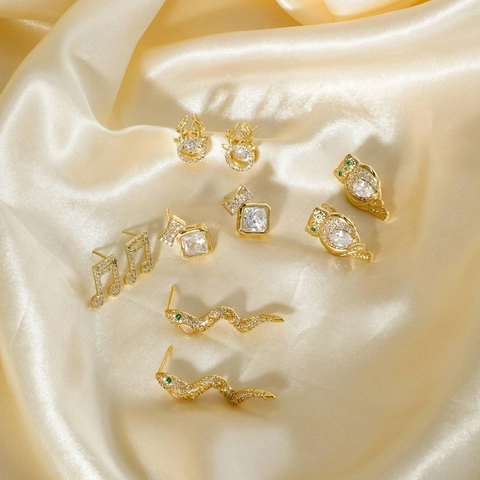 Eleganti Orecchini A Lobo In Rame Con Zirconia Per Donna Gioielli Forme Animali Geometriche Alla Moda