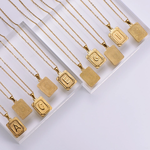 Collana Iniziale in Acciaio Inossidabile Placcato Oro 18K per Donna Pendente a Lettera Rettangolare Alfabeto Gioielli