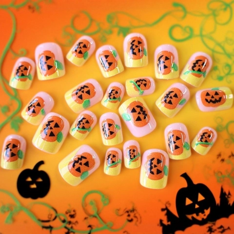 Halloween Press On Nails 3D Pompoen Ontwerp Franse Vierkante Valse Nagels Geel Kleurrijk ABS Plastic Voor Maniküre
