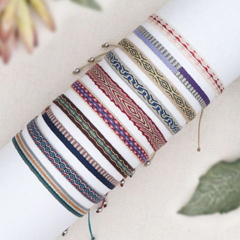 Handgewebtes Freundschaftsarmband Böhmisches Ethnisches Geometrisches Muster Verstellbare Kordel Schmuck Unisex Neuheit