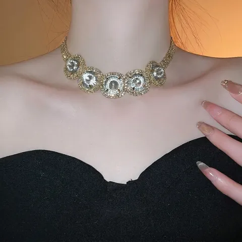Collana Di Lusso Scintillante Con Strass Rotondi Girocollo In Rame Moda Catena Di Clavicole Gioielli Da Donna Tono Oro