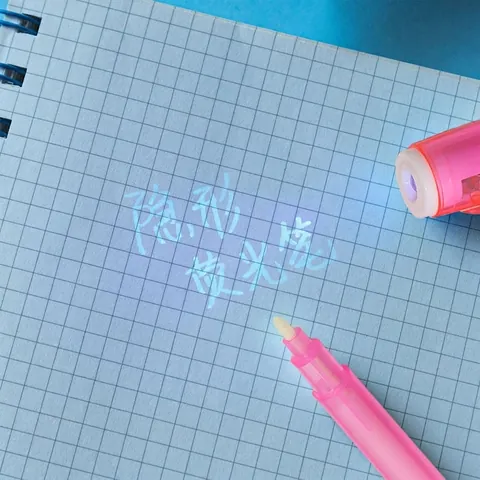 Onzichtbare Inkt Pen Met UV Licht Magische Geheime Boodschap Pen Plastic Voor Kinderfeestjes Spellen Namaakdetectie Meerkleurig