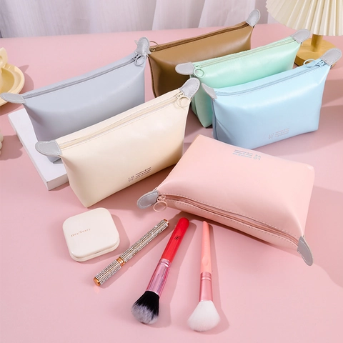 Dumpling Shape PU Leather Makeup Bag Waterproof Travel Cosmetic Storage Pouch Toiletry Organizer Solid Color With Zipper