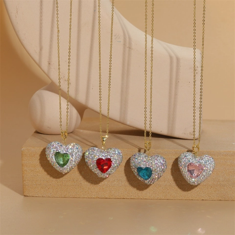 Elegante Collana Con Pendente a Cuore in Rame Per Donna Zirconia Colorata Intarsiata Placcata in Oro Gioielli Moda