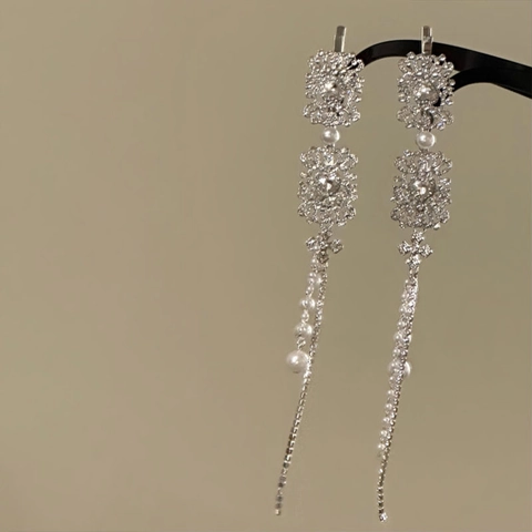 Pinza Para El Pelo De Aleación Con Diamantes De Imitación Y Perlas Artificiales Con Borla Larga Estilo Corte Vintage Exquisita Elegante Para Mujeres