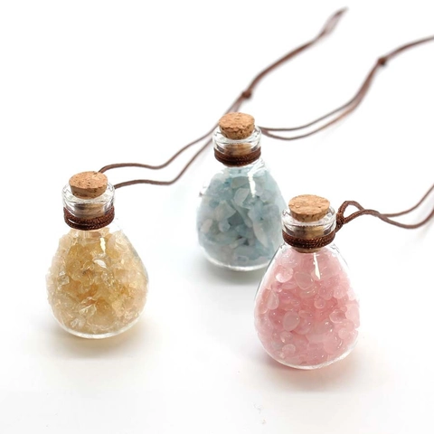 Natural Crushed Stone Glass Wishing Bottle Pendant Aromatherapy Perfume Bottle Car Hanging Decorative Jewelry Necklace For Men Women