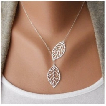 Minimalist Hollow Leaf Pendant Necklace Alloy Clavicle Chain Elegant Natural Style Jewelry For Women