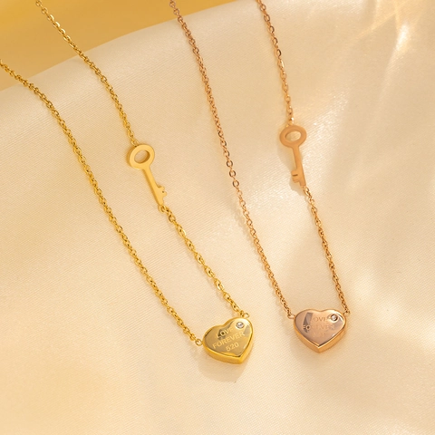 Minimalistische Titanstahl Herz Schlüssel Anhänger Halskette Für Damen 18K Vergoldet Strass Eingelegt Schlüsselbeinkette Schmuck