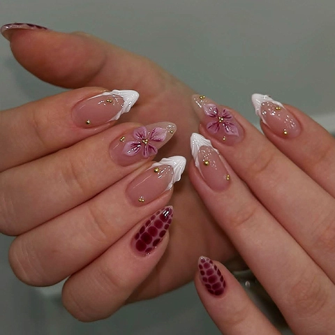 Unghie Finte Con Fiore 3D Perla Artificial Strass Elegante Manicure Francese Artificiale Per Donne