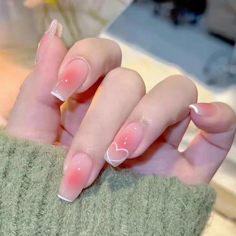 Coffin Press On Nails Blush Pink Farbverlauf Herz Design Glänzende Lange Ballett Künstliche Fingernägel Für Damen