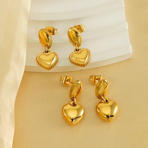 Orecchini Pendenti A Cuore Vintage Placcati Oro 18K Acciaio Inossidabile Texture Ondulata Superficie Liscia Per Donna