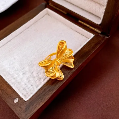 Bowknot Offener Ring Gold Vergoldet Kupfer Filigran Hohl Verstellbar Mode Eleganter Schmuck Für Frauen Vintage Stil