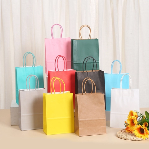 Kraft Paper Gift Bags With Handles Solid Color Eco Friendly Portable Packaging For Birthday Wedding Party Favors
