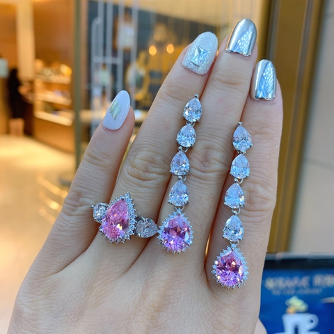 Luxury Copper Zirconia Jewelry Set Teardrop Pear Cut Ring And Dangle Earrings For Women Retro Luxurious Wedding Party Jewelry